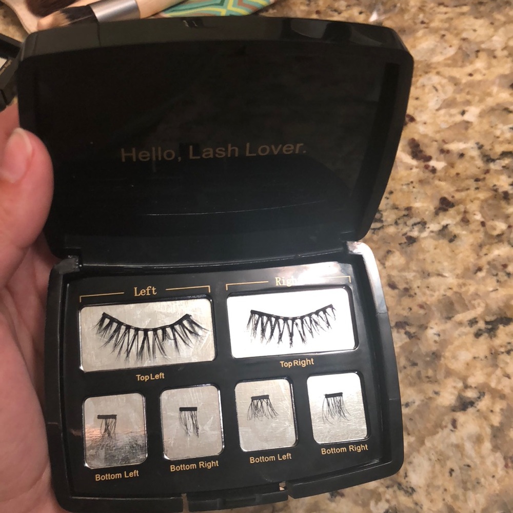 One two cosmetics enhanced full coverage lash